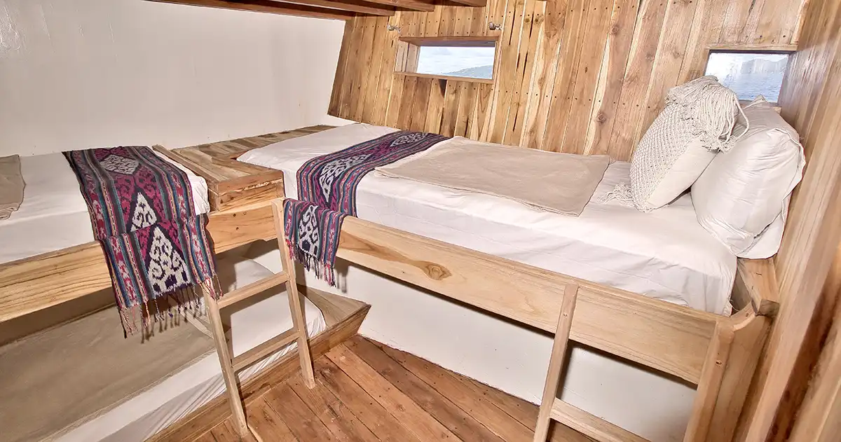 Triple Room with single bunk aboard Malca Voyages